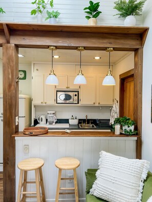 Kitchenette/Breakfast Bar