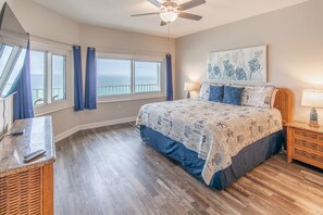 Gulf front master bedroom.