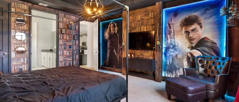 Themed Harry Potter bedroom, with luxury decorating and perfect illumination. Relish a memorable time in Hogwarts.