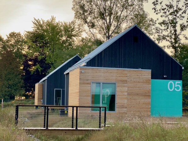 Cabin 5 (1)
