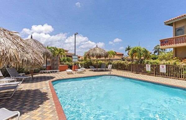 Palma Divine Condo-2BR-2BTH-Pool (159)