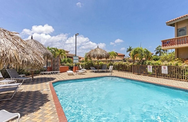 Palma Divine Condo-2BR-2BTH-Pool (159)