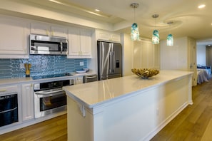 Kitchen | Free WiFi | Central Air Conditioning/Heat | Community Amenities