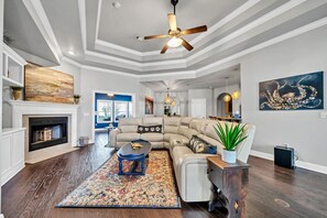 The open floor plan is great for family gatherings!