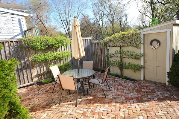 Outdoor seating area just off the kitchen. 