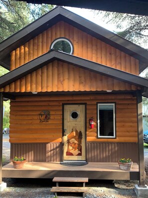 Stoney Creek Cabin