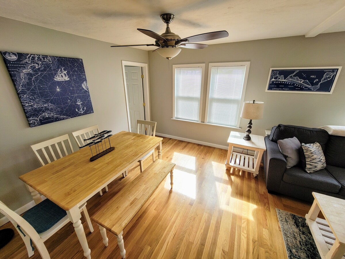 Monthly Rental/House on Atlantic Hill- Easy access to Nantasket/Gunrock Beaches.
