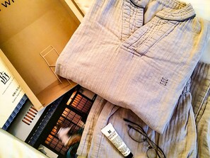 ・[Amenities] Sleep in comfortable pajamas