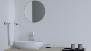 [Comfort Wide Twin] Washbasin