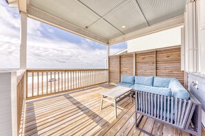 Comfy sectional with Gulf views