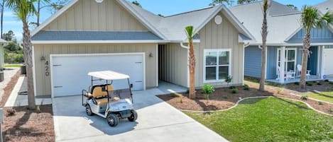 Home features a golf cart