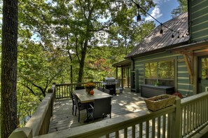 Outdoor Dining Area