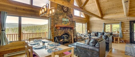 Red Feather Lakes Vacation Rental | 4BR | 2BA | 2 Stairs to Access | 2,321 Sq Ft