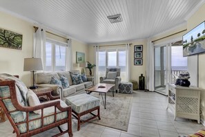 Oceanfront Living Room, 204 F Port O Call