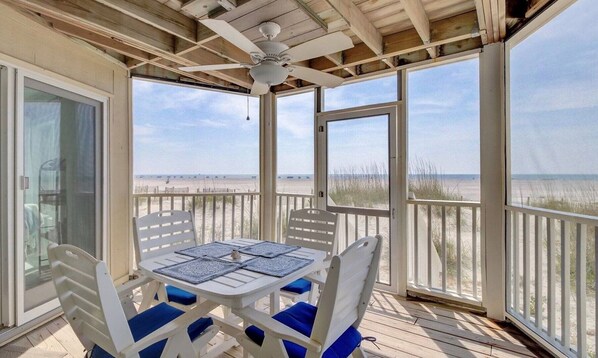 Oceanfront Screen Porch, Wonderful!