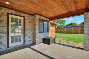 Terrace/patio