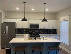 Kitchen (1)