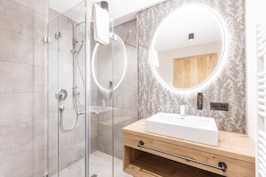 Bain