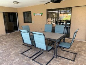 Outdoor dining