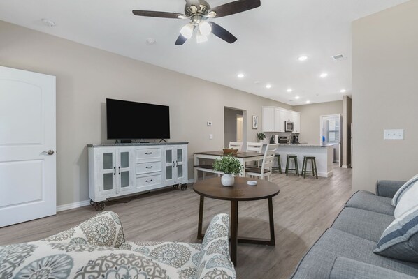 Family room 