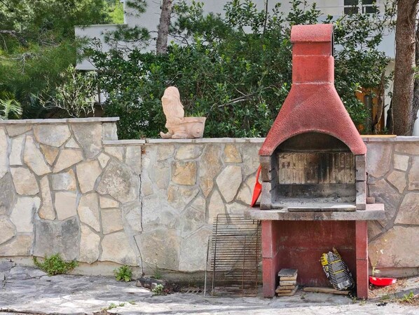 Enceinte de lâhĂ©bergement