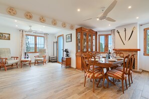 Salon-salle à manger