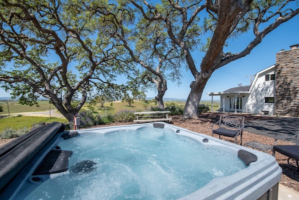 Bain à remous extérieur
