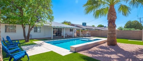 Come relax by our beautiful new pool in the heart of Scottsdale, Arizona!