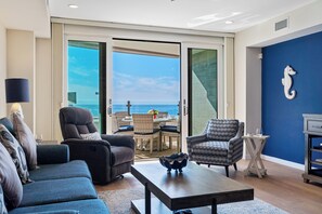 Living Room Looking To Outside Patio