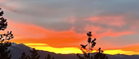 Tahoe lake has the most amazing sunsets only a short 20 second walk and you are on the lake