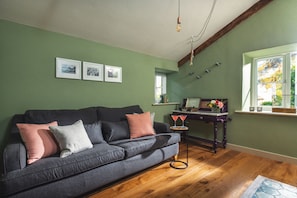 Cosy Living Room with Log Burner & Record Player