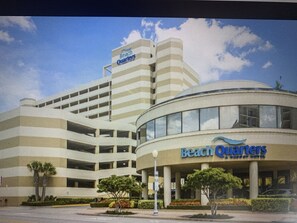 Beach Quarters Hotel