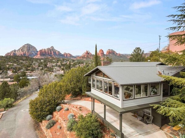 Excellent view of the red rocks surrounding this property!
