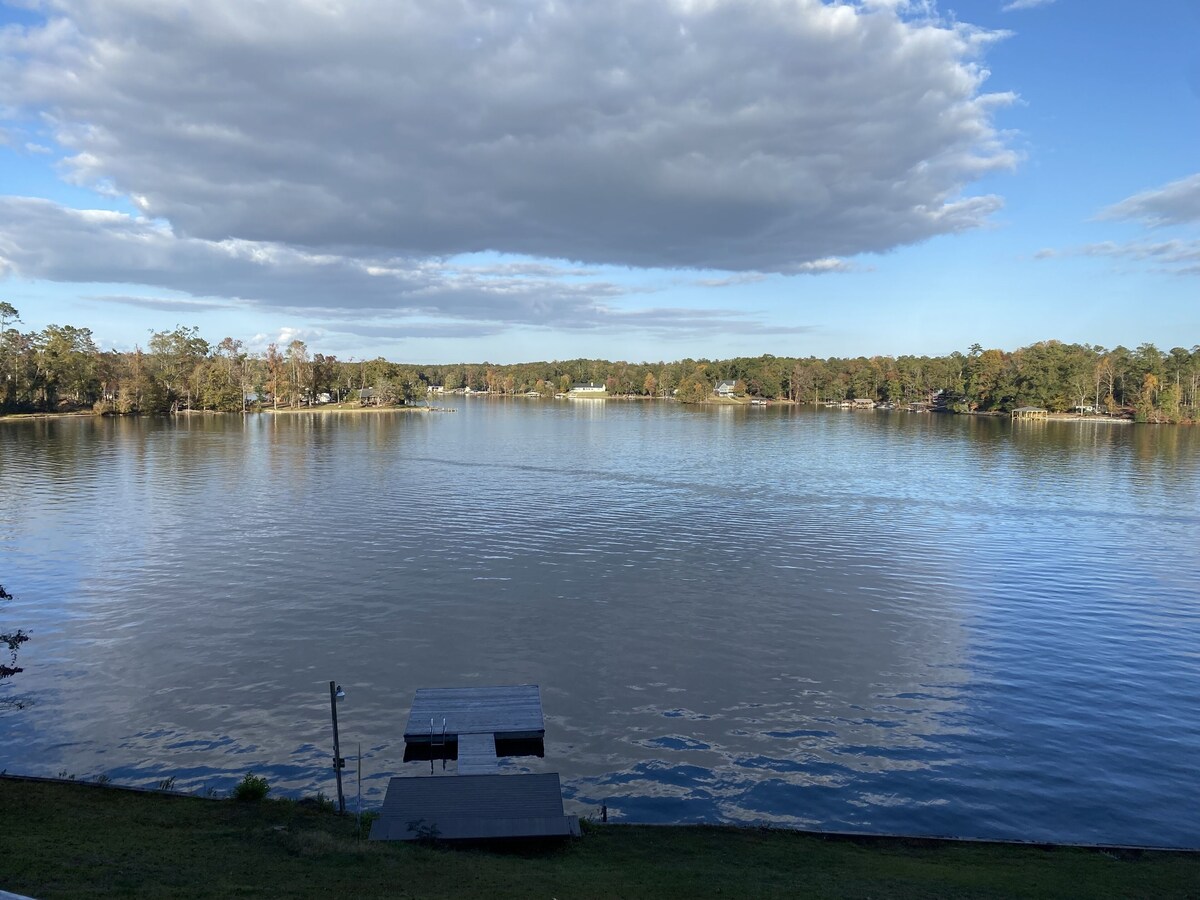 Lakeside retreat with boat dock