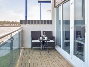 Decked balcony with outdoor seating | Kings Haven, Mount Batten, near Plymouth