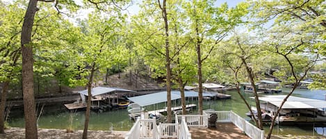 Relax and appreciate the lake view even more in the walkway.