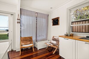 Kitchen with city and ocean views (4)