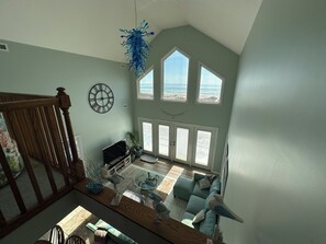 Open concept bright living space. 