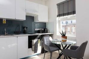 Spacious Kitchen