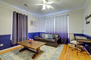 Living Room (1)