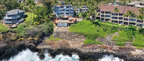 The amazing ocean front location of the Poipu Palms Resort!