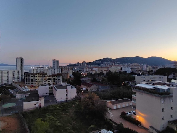 Vue depuis lâhĂ©bergement