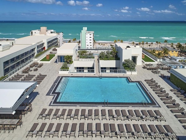 Rooftop pool