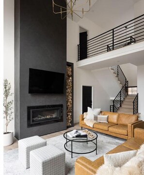 Main living room - open concept, gas fireplace