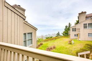 Private Balcony | View of Lake Michigan