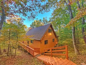 Cabin with Fall foliage