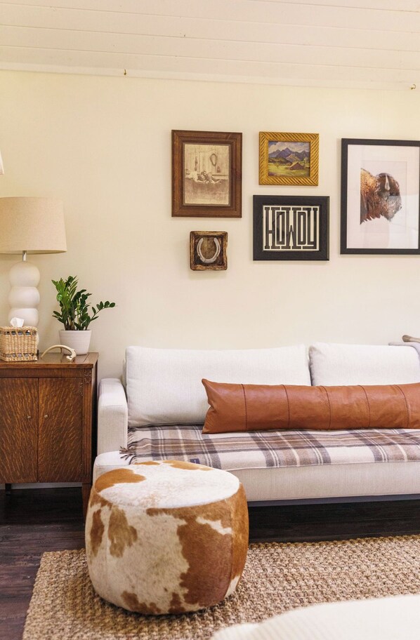 We decided to go back to our Oregon roots and wester heritage with the decor in this cottage.