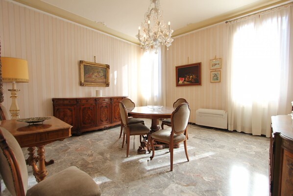 Esszimmer