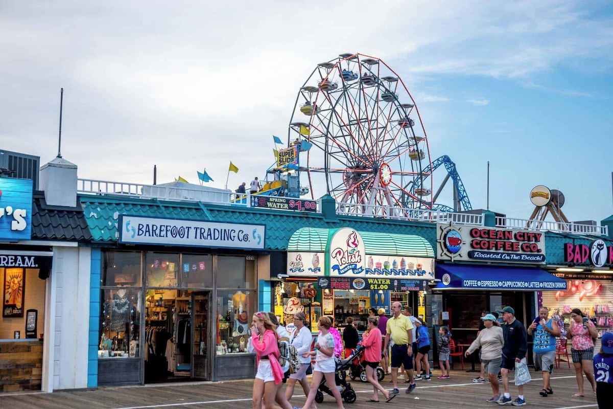 Beachside Bliss: Newly Renovated 1BR Condo in the Heart of Ocean City