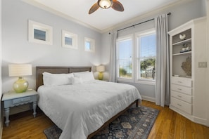 King Suite with full bathroom